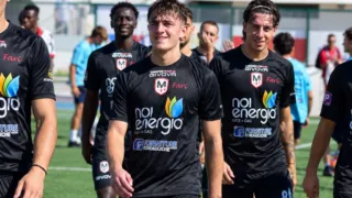Domenica calcistica dai due volti: Molfetta Calcio passeggia sul Lucera, sconfitta per le altre